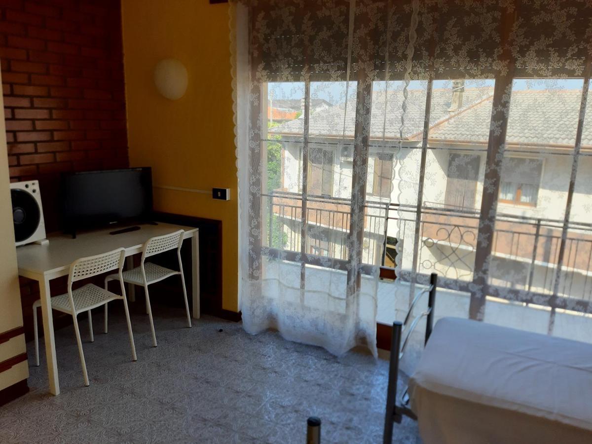 Easyroom Piovene Rocchette Exterior foto